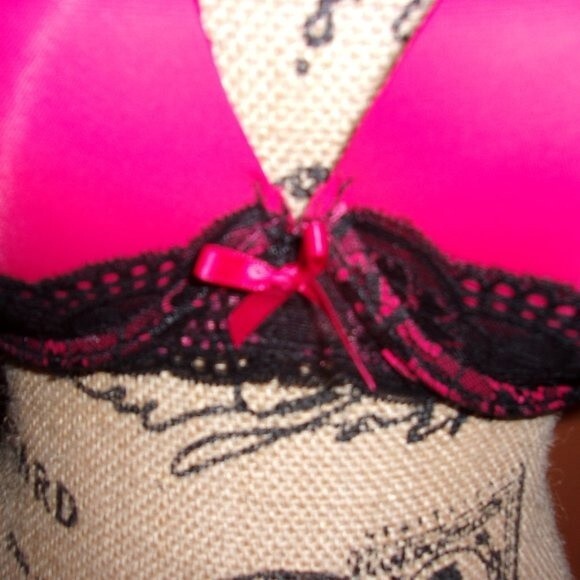 Youmita 36DD Red Floral Lace Overlay Plunge Bra - Picture 10 of 11